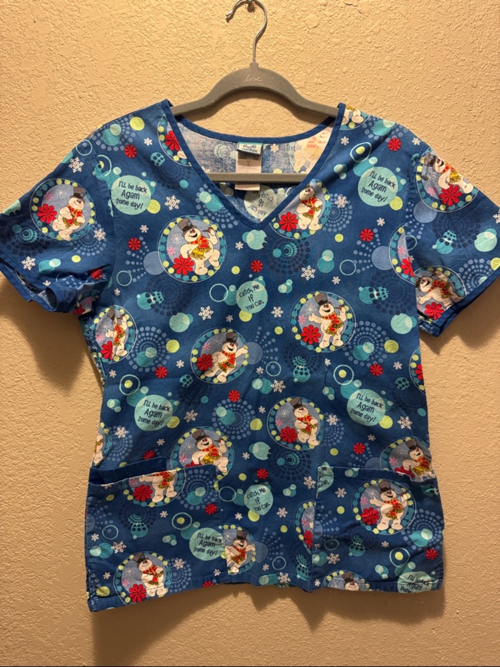 Frosty the Snowman Blue Printed V-Neck Short Sleeve Scrub Top